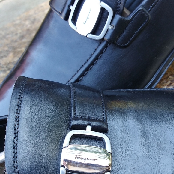 💯 !!!!!SOLD!!!!!!   Salvatore Ferragamo Black Leather Rain Lux Slip  Ons - Picture 11 of 14